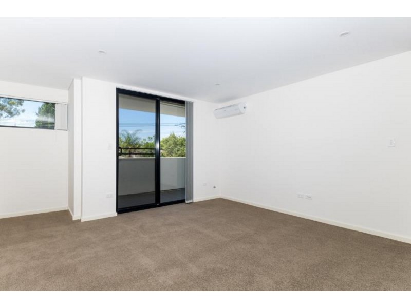 11/8-10 Octavia Street, Toongabbie NSW 2146